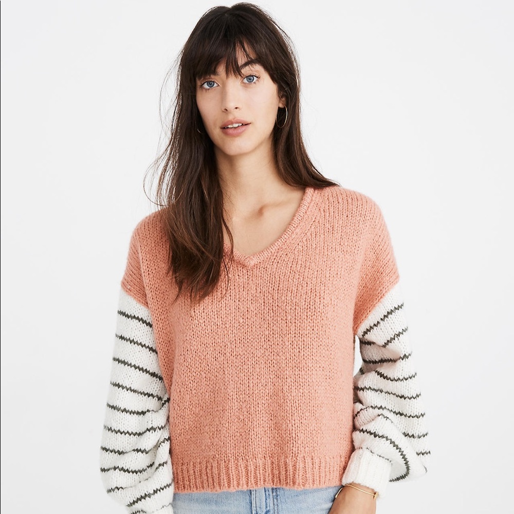 Balloon-Sleeve Pullover Sweater in Colorblock
